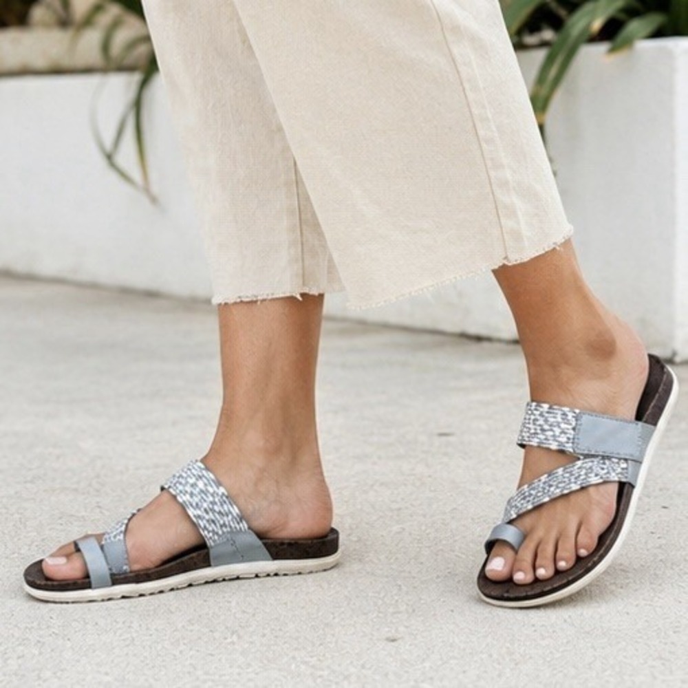 Merrell High Rise Sandals Womens 8 Gray White Cork Footbed Sport Thong Sandal